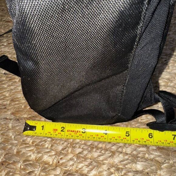 🖤 Vera Bradley Mini Backpack – Sleek Black Nylon 🖤🎒 - Picture 9 of 10